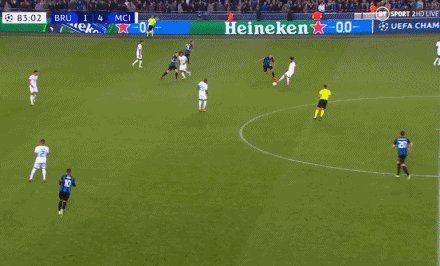 1634669984541048140.gif
