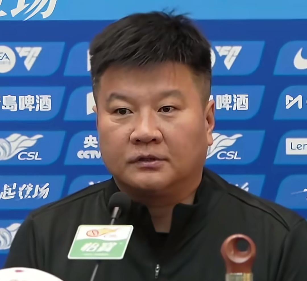 BOB半岛体育-李金羽成为2026年中超首个下课的主教练，被原成都蓉城主教练取代